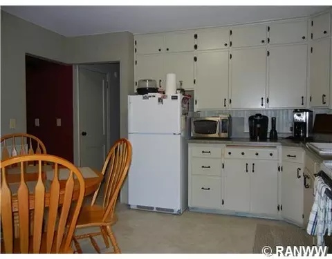 2008 Hanson St, Bloomer, WI 54724 photo 2