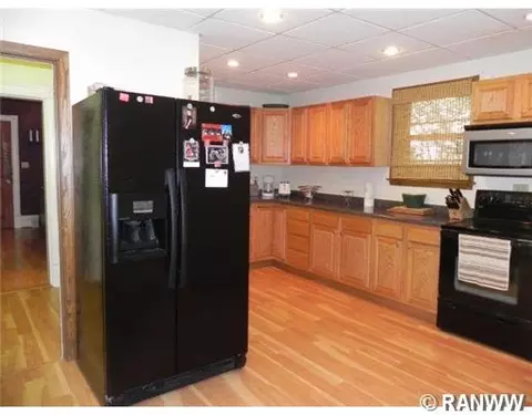 29 E Spruce St, Chippewa Falls, WI 54729 photo 4