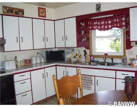 809 E Supple St, Boyd, WI 54726 photo 3
