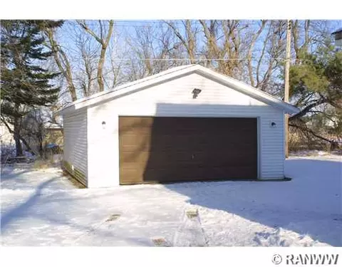 511 Park Ave, Luck, WI 54853 photo 4