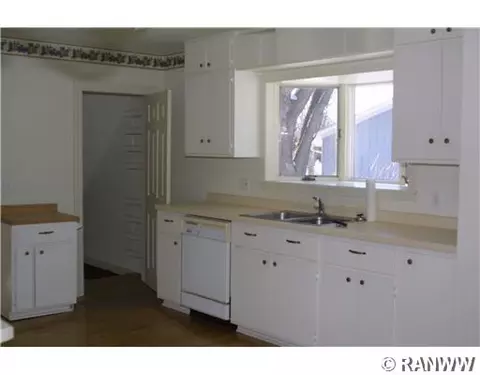 511 Park Ave, Luck, WI 54853 photo 5
