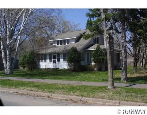 511 Park Ave, Luck, WI 54853 photo 1