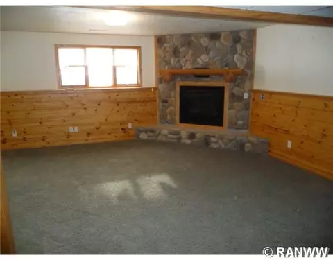 285 E Summit Ave, Ellsworth, WI 54011 photo 6