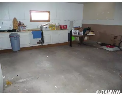 285 E Summit Ave, Ellsworth, WI 54011 photo 8