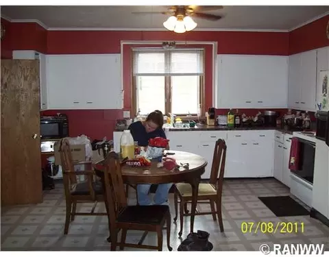 227 Garfield St, Stanley, WI 54768 photo 9