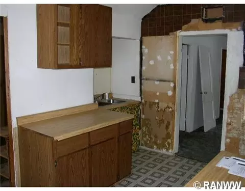 319 E Brown St, Augusta, WI 54722 photo 2