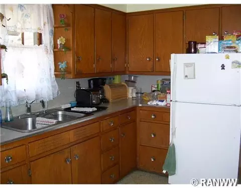 332 E 4th Ave, Stanley, WI 54768 photo 7