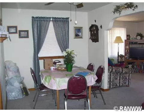 332 E 4th Ave, Stanley, WI 54768 photo 5