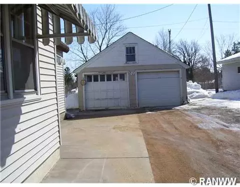 332 E 4th Ave, Stanley, WI 54768 photo 2