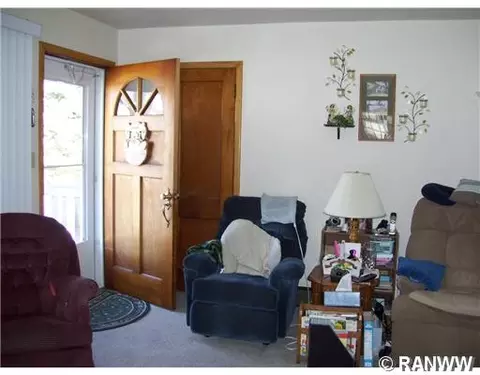 332 E 4th Ave, Stanley, WI 54768 photo 4
