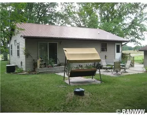 9850 Lowes Creek Rd, Eleva, WI 54738 photo 2