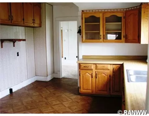 418 Colfax St, Augusta, WI 54722 photo 2