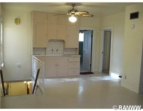 133 E 4th Ave, Stanley, WI 54768 photo 9