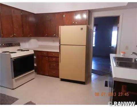 320 E 4th Ave, Stanley, WI 54768 photo 2
