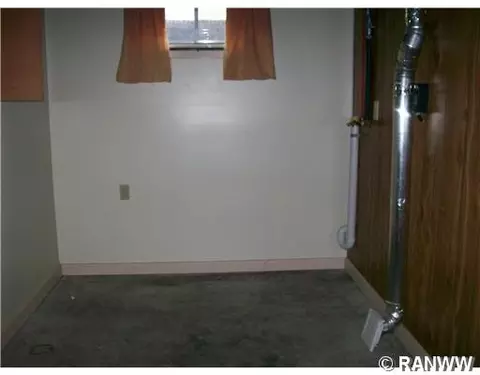 416 E Taylor Ave, Barron, WI 54812 photo 6