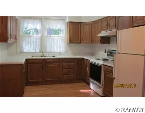 136 5th Ave, Stanley, WI 54768 photo 3