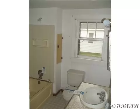 344 3rd Ave, Stanley, WI 54768 photo 9