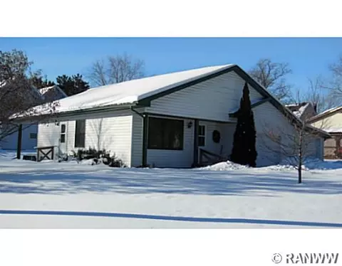 325 E Perkins St, Augusta, WI 54722 photo 3