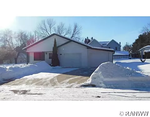 325 E Perkins St, Augusta, WI 54722 photo 2