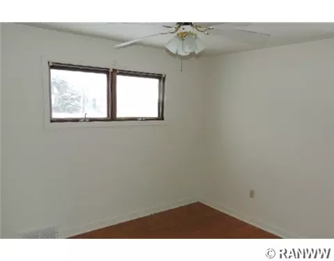 207 Elm St, Thorp, WI 54771 photo 4