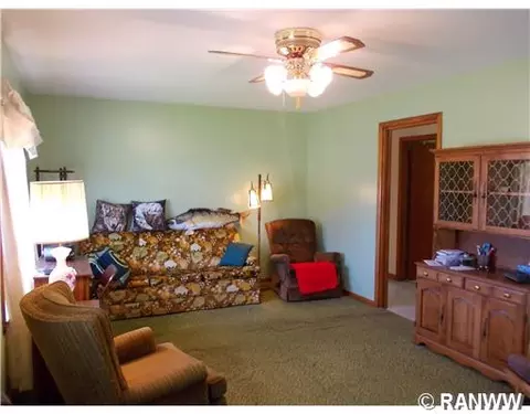 114 E Oak St, Stanley, WI 54768 photo 4