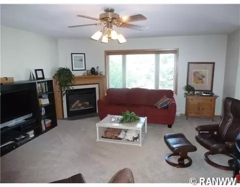 1848 Windmill Dr, Baldwin, WI 54002 photo 3