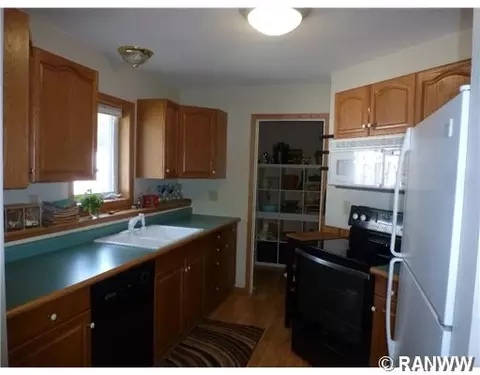 1848 Windmill Dr, Baldwin, WI 54002 photo 2