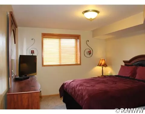 3661 Tamara Dr, Eau Claire, WI 54701 photo 7