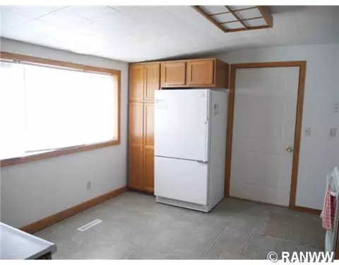 202 5th Ave, Shell Lake, WI 54871 photo 6
