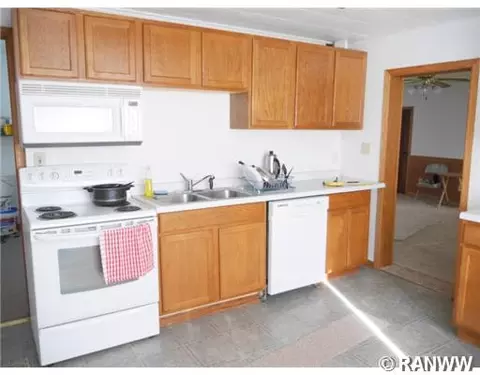 202 5th Ave, Shell Lake, WI 54871 photo 4