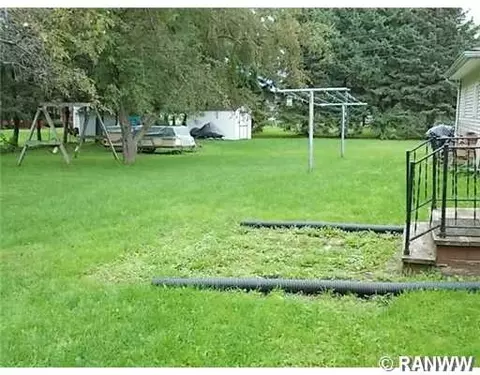 105 E Maple St, Thorp, WI 54771 photo 2