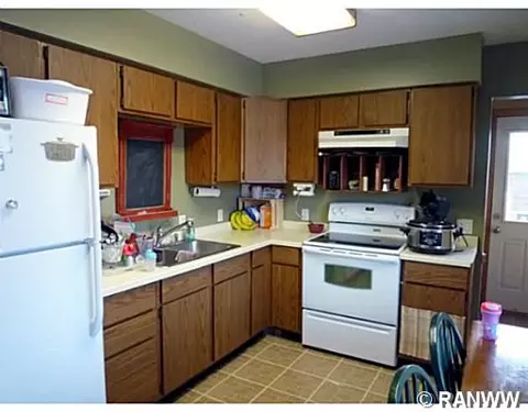 106 Meadow Ln, Centuria, WI 54824 photo 3