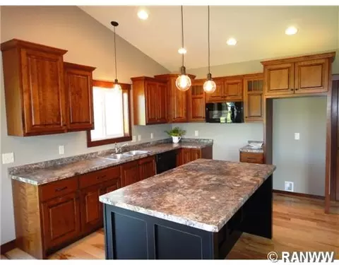 324 S Poplar St, Cadott, WI 54727 photo 10