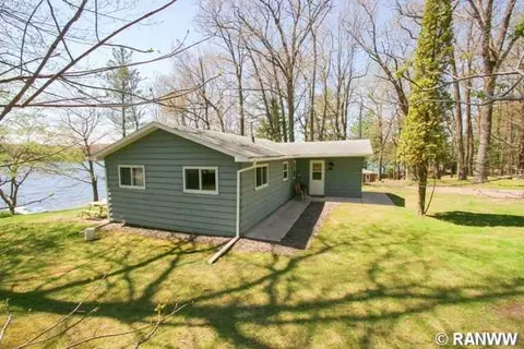 2436 4 5th St, Cumberland, WI 54829 photo 1