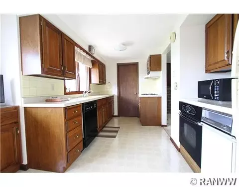 799 E 4th Ave, Stanley, WI 54768 photo 5