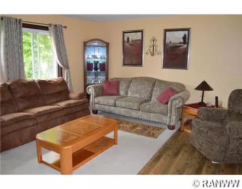 806 Ruff Pl, Bloomer, WI 54724 photo 2