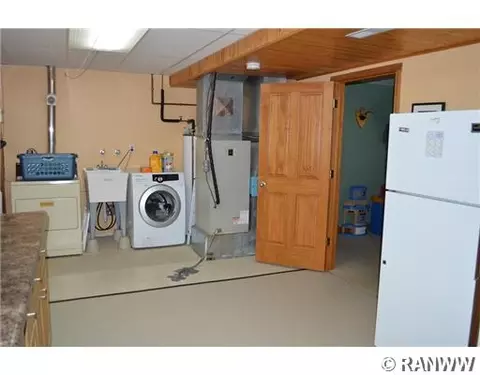 806 Ruff Pl, Bloomer, WI 54724 photo 16