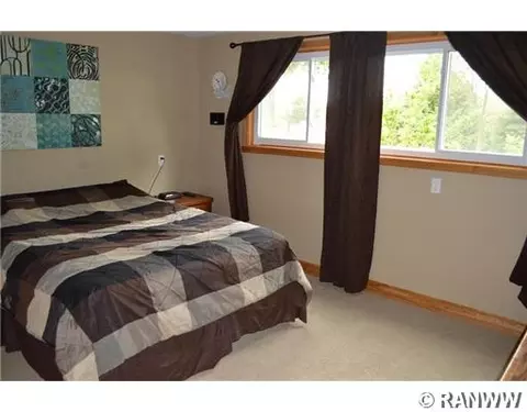 806 Ruff Pl, Bloomer, WI 54724 photo 5