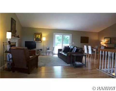 e4280 Pinewood Circle, Eleva, WI 54738 photo 9