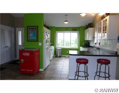 e4280 Pinewood Circle, Eleva, WI 54738 photo 4