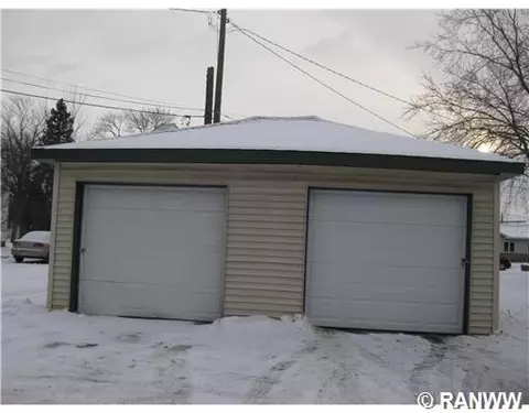 910 River St, Spooner, WI 54801 photo 4