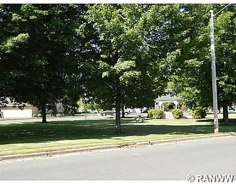 601 E Park Ave, Luck, WI 54853 photo 15
