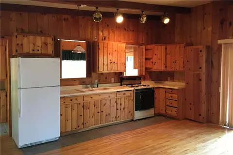 17305 Pioneer Rd, Cable, WI 54821 photo 4