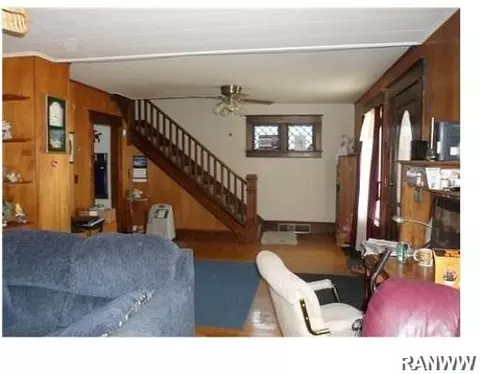 212 E 4th Ave, Stanley, WI 54768 photo 5