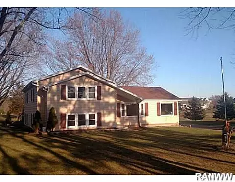 4275 E Pinewood Crk, Eleva, WI 54738 photo 2
