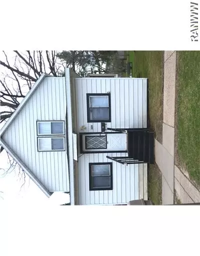 320 2nd Ave, Stanley, WI 54768 photo 1