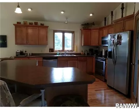 3681 Tamara Dr, Eau Claire, WI 54701 photo 7