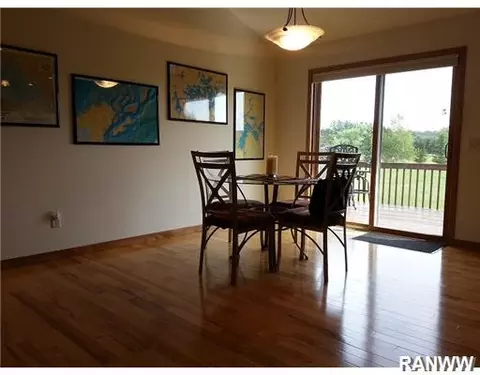 3681 Tamara Dr, Eau Claire, WI 54701 photo 9
