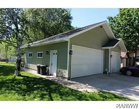 907 4th St, Chetek, WI 54728 photo 2
