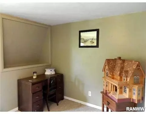 2419 E 3rd Rd, Superior, WI 54880 photo 14